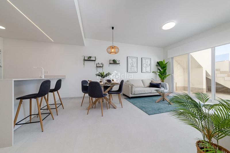 Foto 680b32b9-9809-405a-a2c7-0281b6003fcf. Pis amb piscina a El Raso Guardamar del Segura