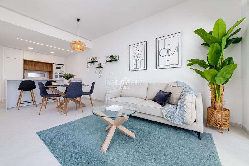 Foto dafff9e7-ee09-4159-a618-e220910c5a1d. Pis amb piscina a El Raso Guardamar del Segura