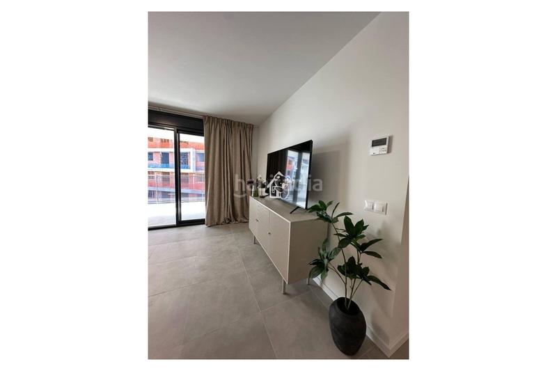 Foto 44675bd1-19ab-4334-93f1-e3bcfd7b1c18. Location appartement avec parking piscine dans Campoamor Orihuela