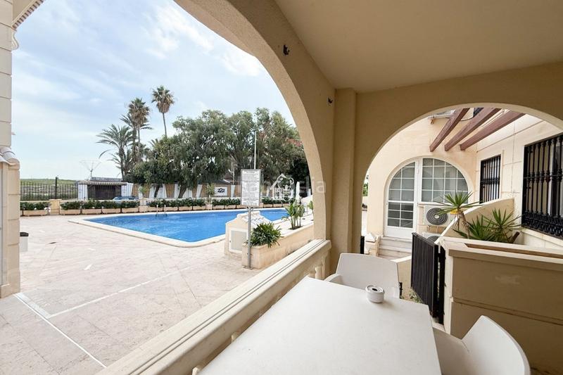 Foto 839d5fe5-1f69-4bb8-90a5-7921adf4f0c7. Rent apartment with parking pool in Zona los Frutales Torrevieja