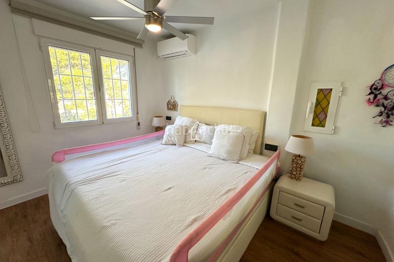 Foto 277cf690-5b91-4f4d-9194-bd242f3f26e2. Maison avec parking piscine dans Lomas de Cabo Roig - Los Dolses Orihuela