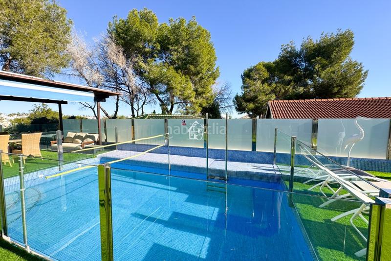 Foto 2c089b9a-5c37-438d-a23f-14ee61f844cc. Maison avec parking piscine dans Lomas de Cabo Roig - Los Dolses Orihuela