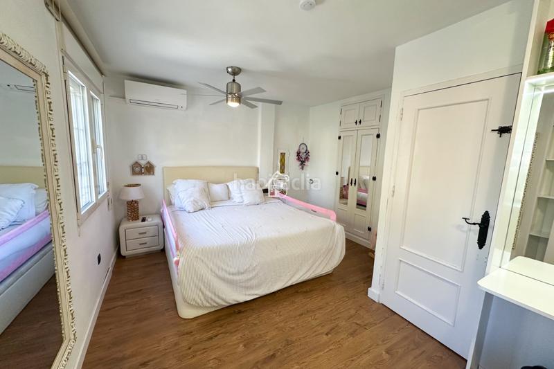 Foto bf6afc66-0d98-4b70-90c2-abf954dda4a1. Maison avec parking piscine dans Lomas de Cabo Roig - Los Dolses Orihuela