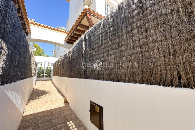 Foto f99e5ee2-2763-4640-9a56-ed274aaf03bd. Maison avec parking piscine dans Lomas de Cabo Roig - Los Dolses Orihuela