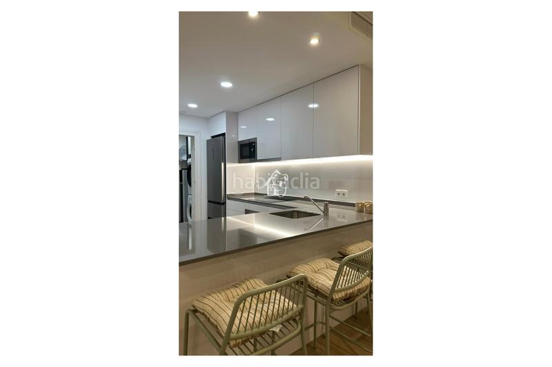 Foto 0379a2df-baf5-41f0-8c8e-9bfd5b3d353d. Lloguer apartament amb aparcament piscina a Zona Carrefour - Urbanizaciones Torrevieja