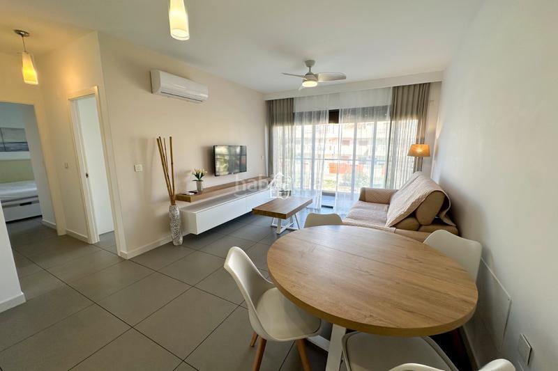 Foto f8edeb06-c563-46bc-959b-63c1a067e044. Rent apartment with pool in Pueblo Latino Pilar de la Horadada