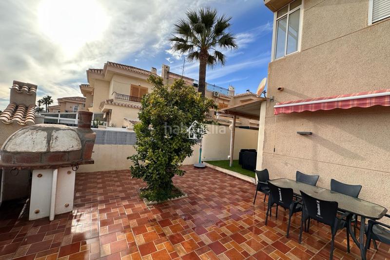 Foto b87b3b23-7ad9-4d44-8d4b-55846a1b7000. Lloguer casa adossada amb aparcament piscina a Playa Flamenca Orihuela