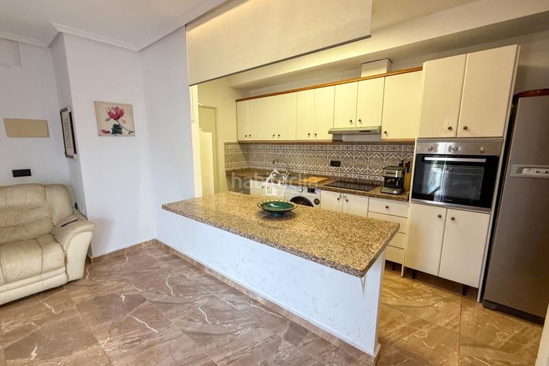 Foto f9d80135-e659-49ab-bc6e-071334824140. Lloguer casa adossada amb aparcament piscina a Playa Flamenca Orihuela