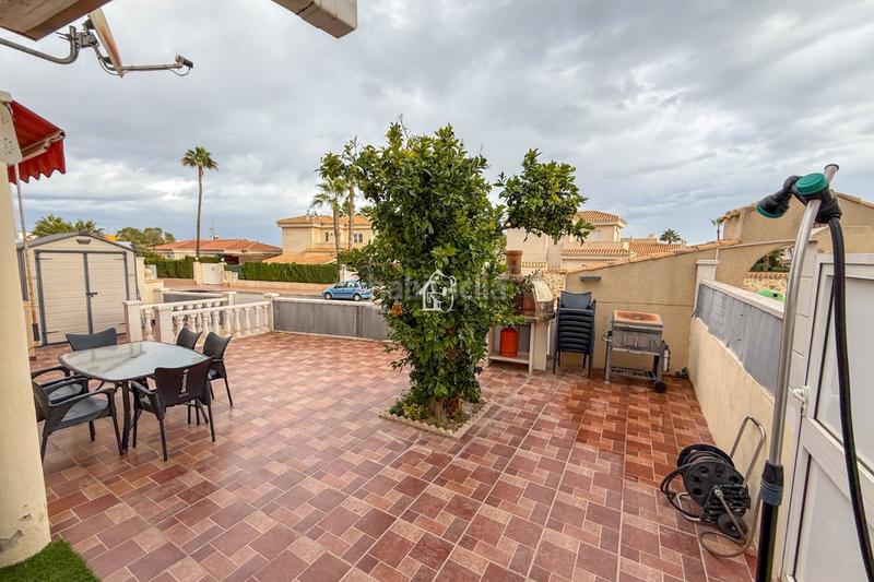 Foto 6fb83310-fdf0-40be-b78f-3c84e34fd6d8. Rent semi detached house with parking pool in Playa Flamenca Orihuela