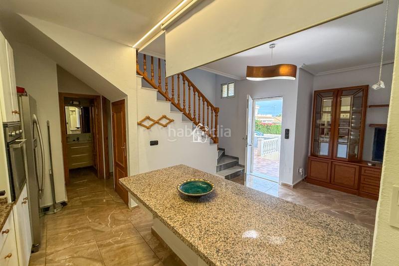 Foto ec39ad2a-f999-4c4d-9ad2-11ad4c7b7caf. Rent semi detached house with parking pool in Playa Flamenca Orihuela