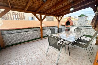Location Maison jumelée à Torreblanca. Disponible desde julio para larga temporadanbspeste acogedor bun