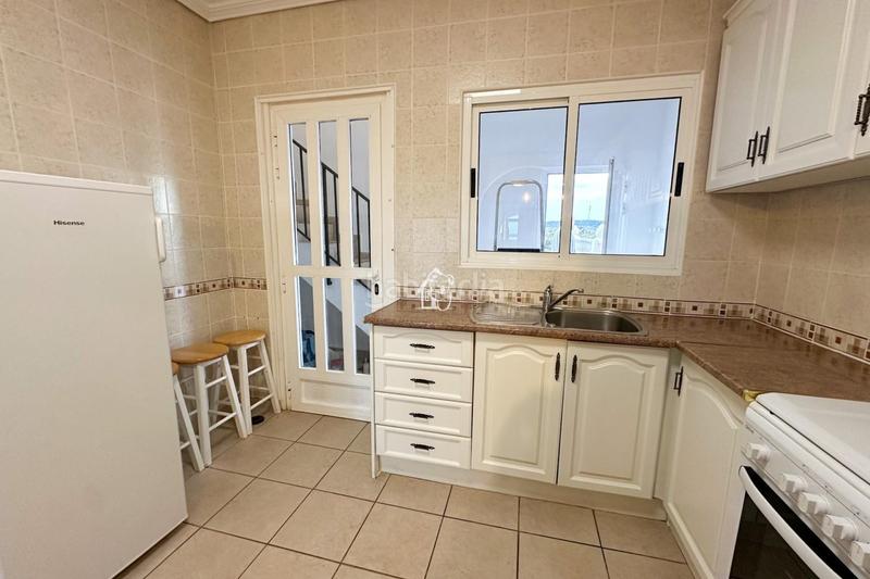 Foto 43d60d9d-5c15-4b96-9622-3541565ac19b. Miete doppelhaus mit parking in San Miguel de Salinas