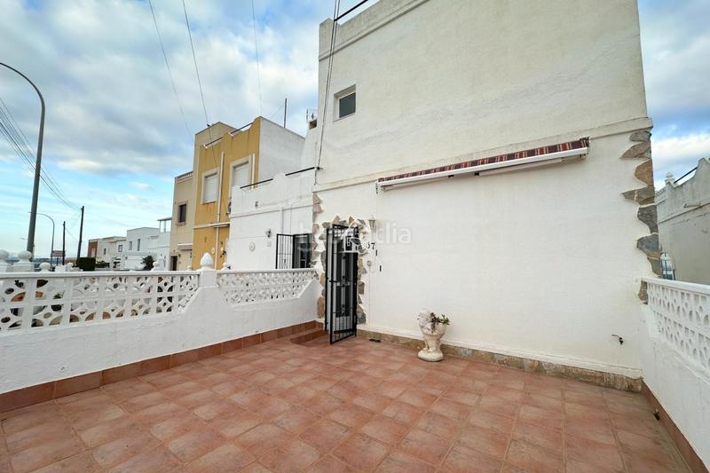 Foto e15374e0-bfba-430f-9ec5-641528f4a28d. Miete doppelhaus mit parking in San Miguel de Salinas