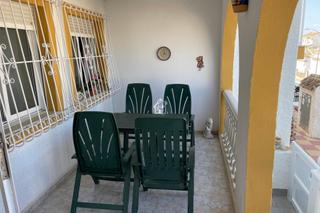 Location Maison jumelée à El Edén. Disponible desde ya para largo plazote presentamos este encantad