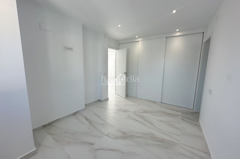 Foto 1d5092bf-5aca-4277-87f5-7b03da350038. Casa amb aparcament piscina a Los Balcones-Los Altos Torrevieja