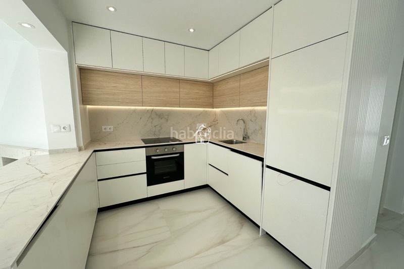 Foto 2a9dfcf4-7127-4c4e-96b4-752d54c008ba. Casa amb aparcament piscina a Los Balcones-Los Altos Torrevieja