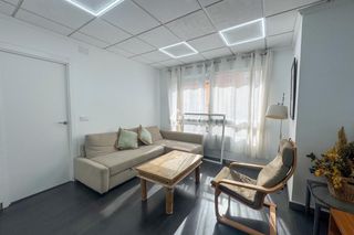 Miete Appartement in Centro - Muelle Pesquero. Disponible desde ya para larga temporadase presenta este acogedo