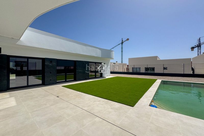 Foto 141d90e3-59d2-4c3f-9b31-f2a4f2d34186. Casa amb piscina a Algorfa