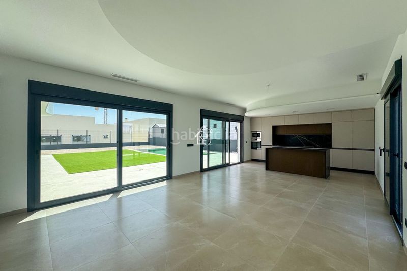 Foto 4eadd02b-3f18-40e8-9737-a6abb61d9a22. Casa amb piscina a Algorfa