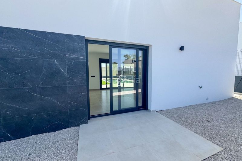 Foto ef3ea0af-dd7f-4ef7-b854-d1ae8aae6c67. Casa amb piscina a Algorfa