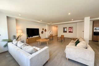 Rent Flat in Centro - Muelle Pesquero. Alquiler disponible a partir de abril para todo el añose alquila