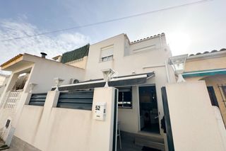 Miete Doppelhaus in San Fulgencio. Disponible desde ya para larga temporadabonito chalet pareado re