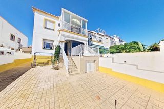 Lloguer Casa a La Florida. Disponible desde ya para larga duraciónse ofrece esta acogedora