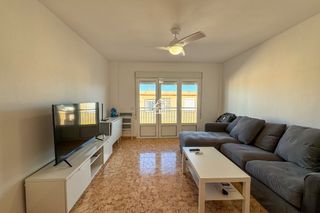 Lloguer Apartament a Gaspar Perelló. 4º sin ascensornbspdisponible desde ya para todo el año.nbspeste