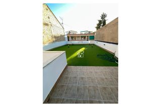 Lloguer Casa adossada a Torre de la Horadada. Disponible desde ya para larga duraciónse ofrece esta magnífica