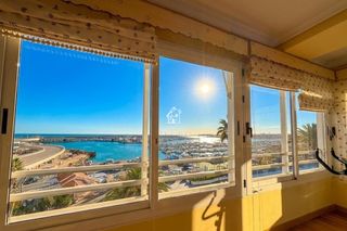 Rent Apartment in Centro - Muelle Pesquero. Disponible desde ya para todo el añofantástica vivienda situada