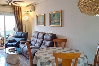 Piccolo appartamento in El Molino. En ventadescubre este amplio piso situado en pleno centro de tor