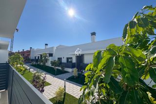 Casa adossada a Aguas Nuevas