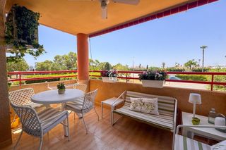 Lloguer Apartament a Campoamor. Disponible de septiembre a juniodisfruta de una estancia junto a