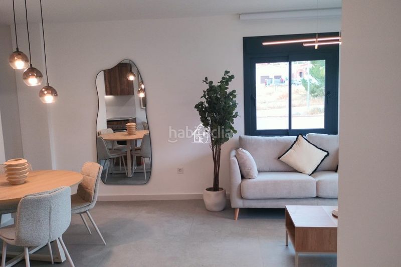 Foto f3757d83-e0ab-4f45-9cd0-6e95cb6a85a8. Apartament amb aparcament piscina a Bigastro