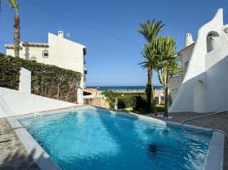 Location Maison à Cabo Roig. Preciosa villa en primera linea en cala capitan