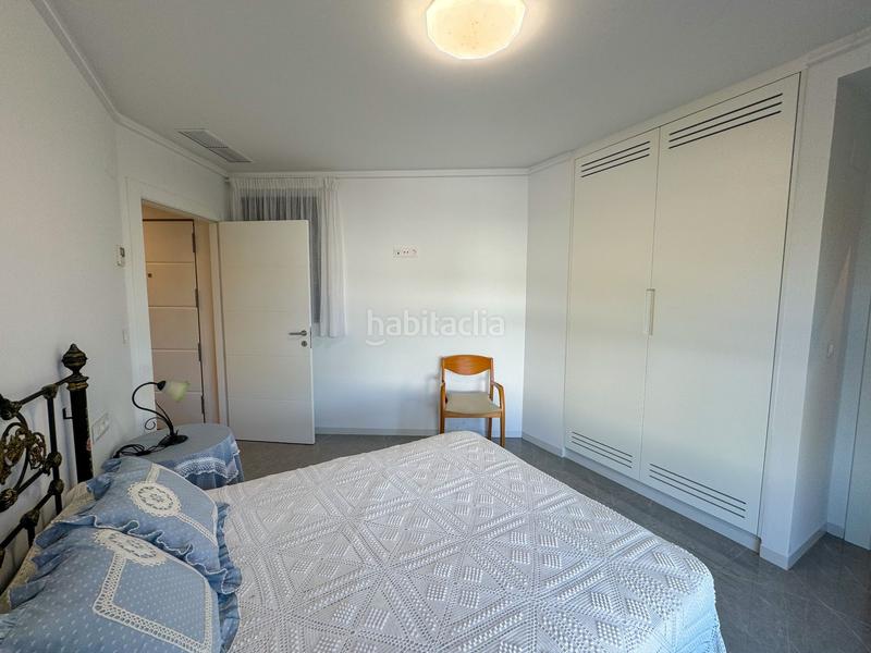Foto 0dd10c85-6a3a-444e-b375-e98d522632b0. Alquiler chalet villa de lujo en primera linea en cala capitan en Orihuela