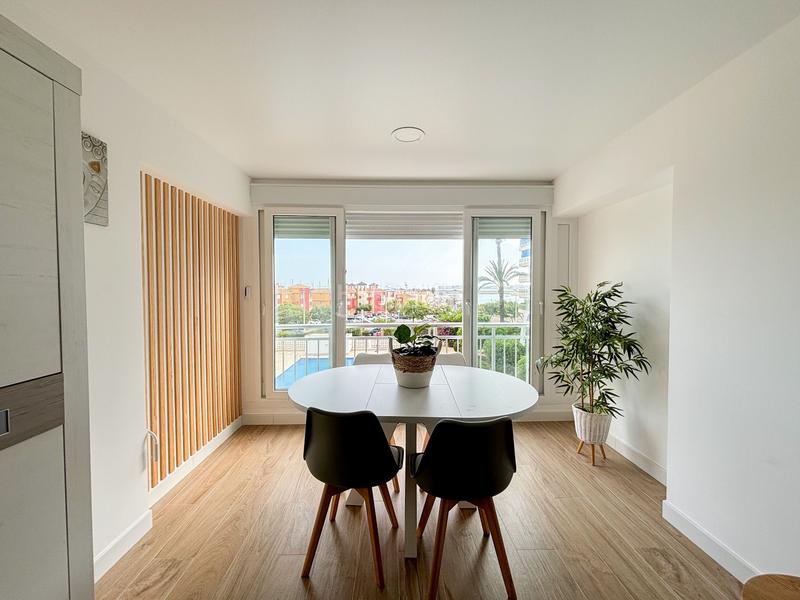 Foto 77b63268-80e0-4e13-857c-d27467589959. Alquiler apartamento espectacular apartamento con vistas al mar en Torrevieja