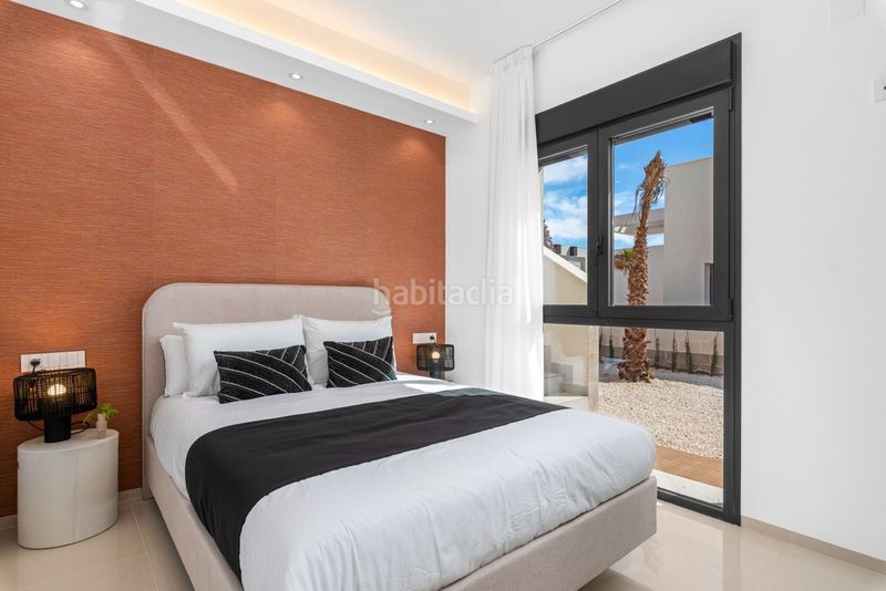 Foto 6e6d0320-5c8e-4394-aed2-bd7f4543dda8. Xalet amb piscina a Rojales