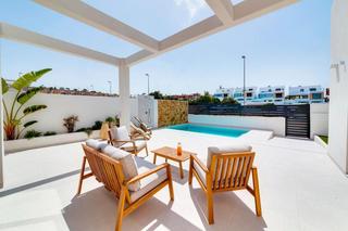 Chalet en Rojales. Magnifica villa en venta en rojales