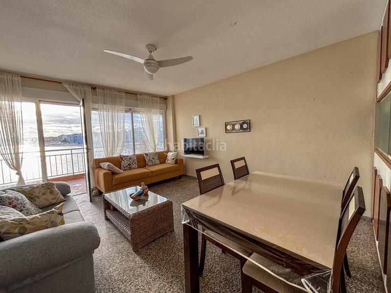 Foto a6b7e0d0-e117-46db-b802-357d85f69bbd. Alquiler apartamento espectacular piso en primera linea en playa de los locos en Torrevieja