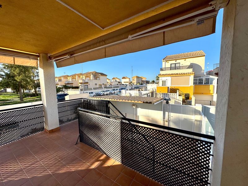Foto 72273a00-12b7-42a3-ab41-d1ff32a22e50. Lloguer casa a El Raso Guardamar del Segura