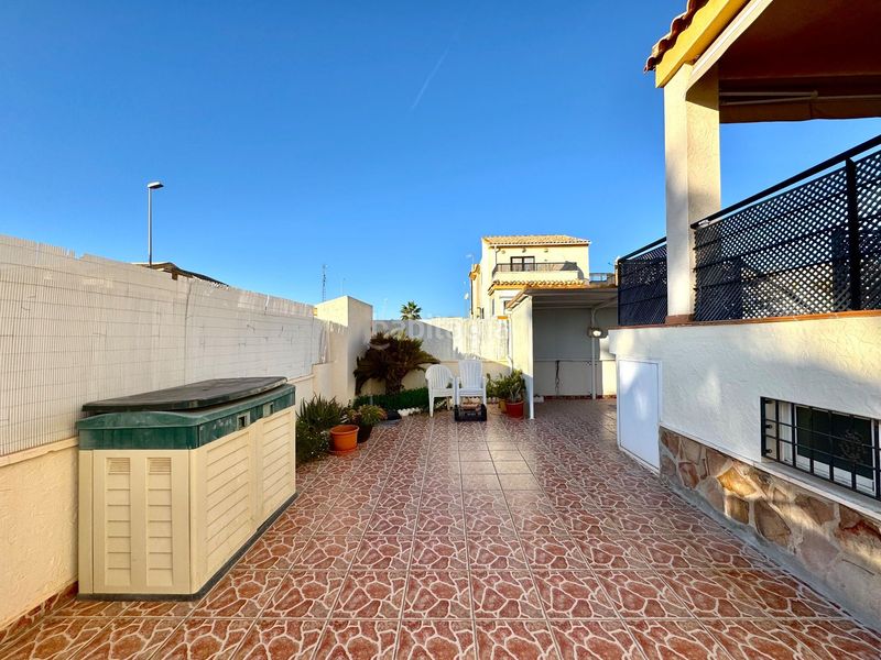 Foto c60d2fe5-e917-49ca-846c-ff41aaa590ab. Lloguer casa a El Raso Guardamar del Segura