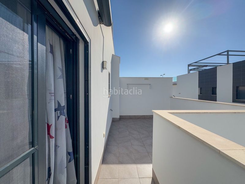 Foto 18354aeb-98a2-4829-b2b0-f77c7c683ed3. Duplex con riscaldamento piscina in Torre de la Horadada Pilar de la Horadada