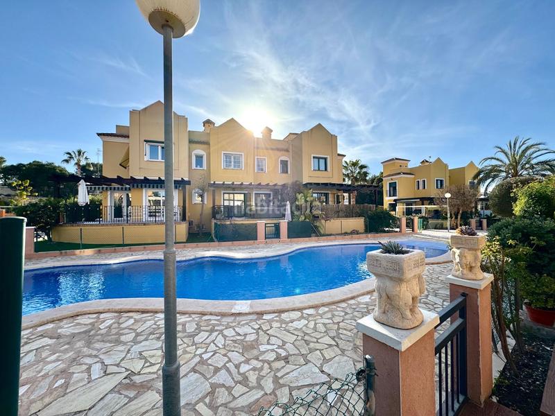 Foto ed62554c-e4b4-4bc3-950d-ccee2dd48b89. Location maison avec piscine dans Los Balcones-Los Altos Torrevieja