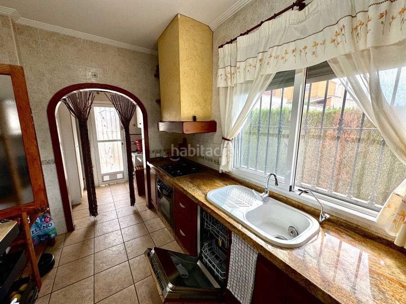 Foto 364d7039-1485-4392-8a9e-242d857678a6. Affitto casa con piscina in Jacarilla