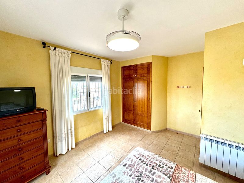 Foto 94c591d0-da85-4a12-a1d7-acc72edac552. Affitto casa con piscina in Jacarilla