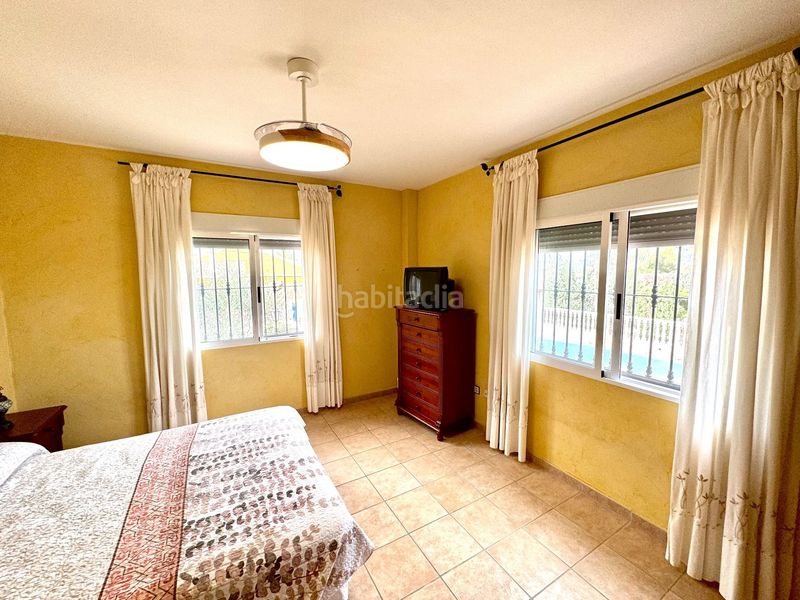 Foto f64a409a-953e-4831-8511-feb66f35fbf2. Affitto casa con piscina in Jacarilla