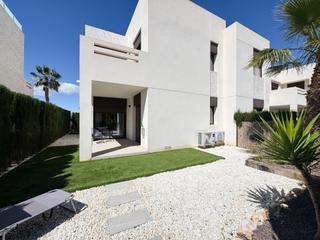 Casa a Antonio pedrera soler 47. Adosado mediterraneo en planta baja en la finca golf algorfa