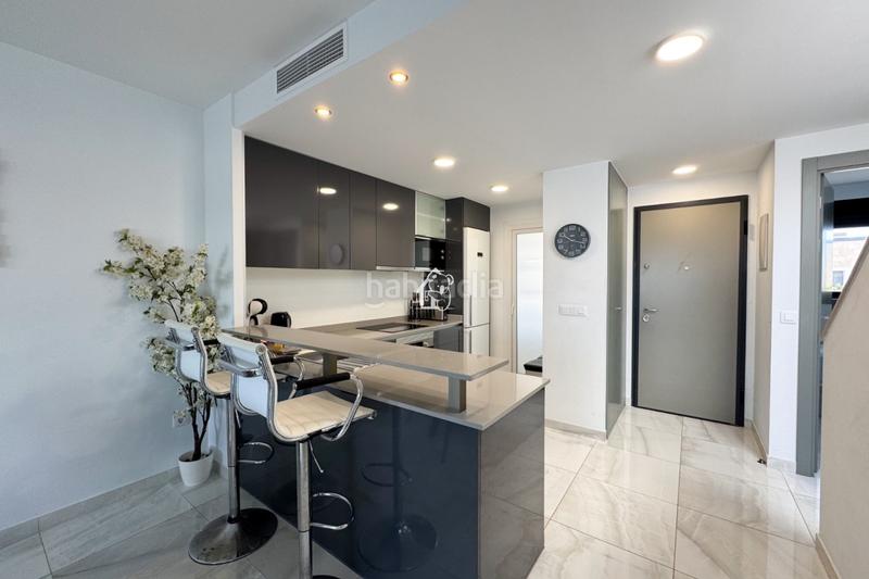 Foto 5a09996a-dce9-415f-bea2-3da71dbebb44. Lloguer pis amb aparcament piscina a Playa Flamenca Orihuela