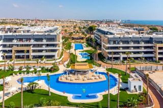 Rent Flat in Playa Flamenca. Disponible desde septiembre para todo el añote presentamos una o
